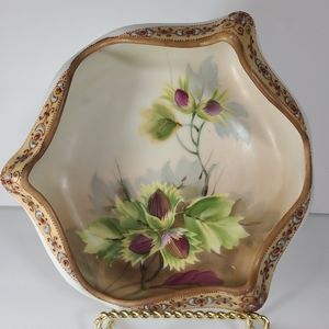Antique Nippon Handpainted Nut/Candy Pinched Bowl Circa 1891-1921